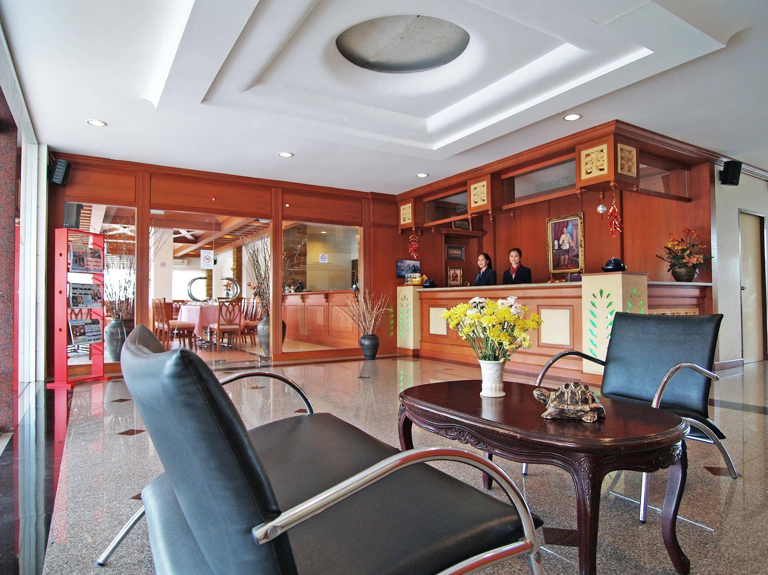 Kiengpiman Hotel Мукдахан Екстериор снимка